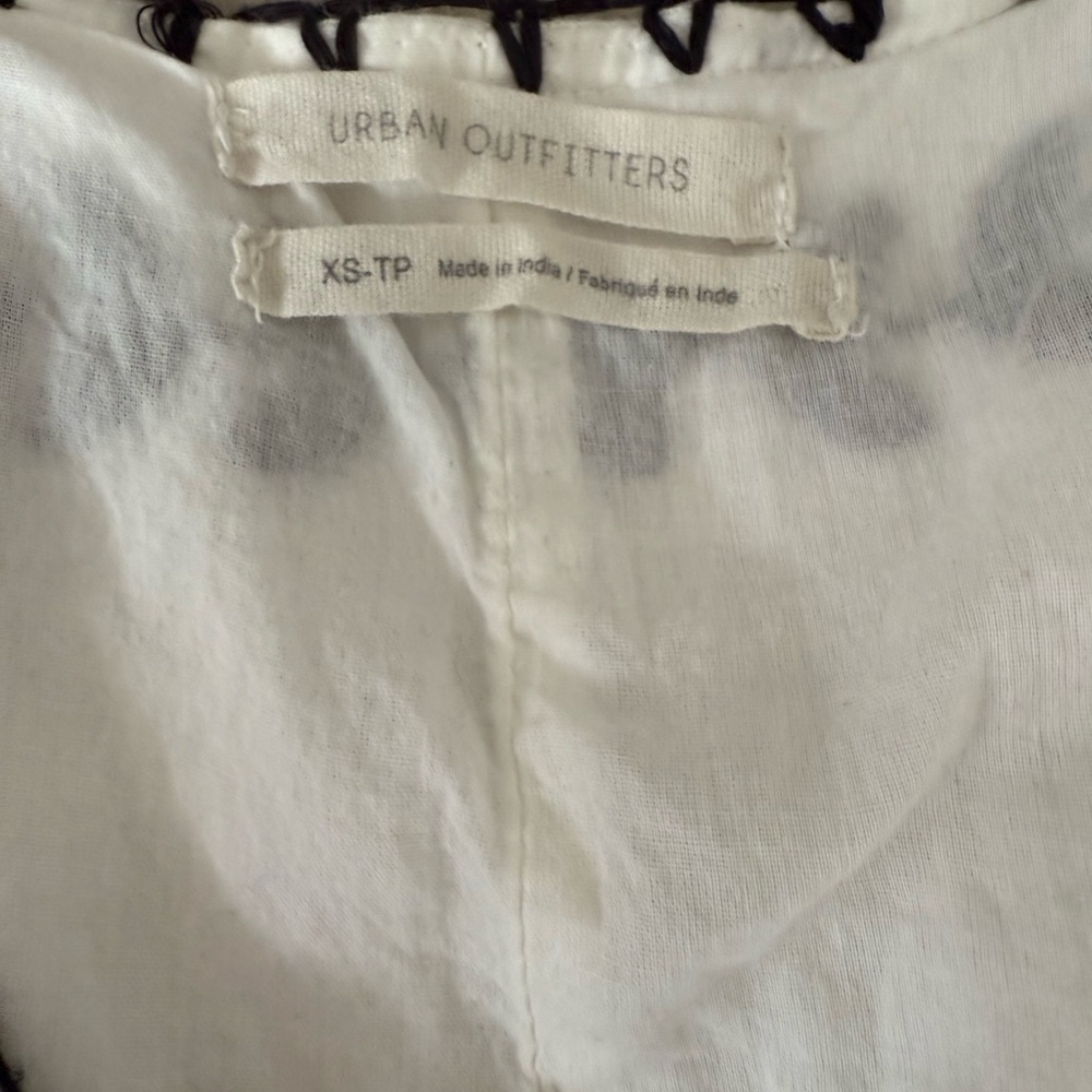 Urban Outfitters White Dress with Black Details - Picture 3 of 4
